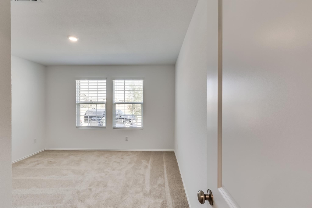 2000 Gilmer Way - Photo 25