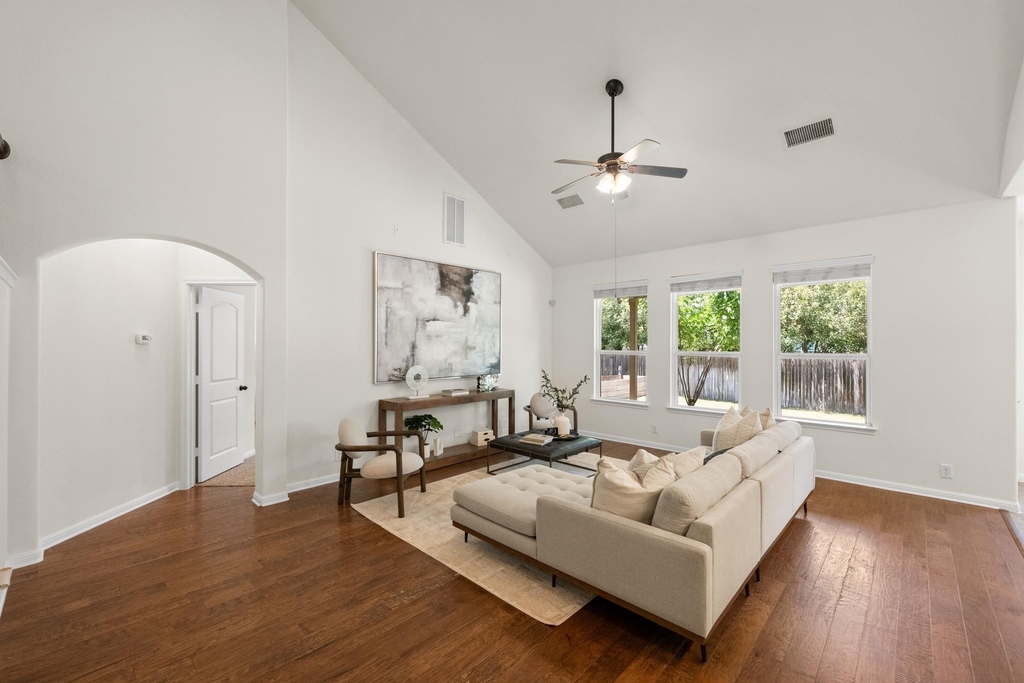 608 Royal Burgess Dr - Photo 4