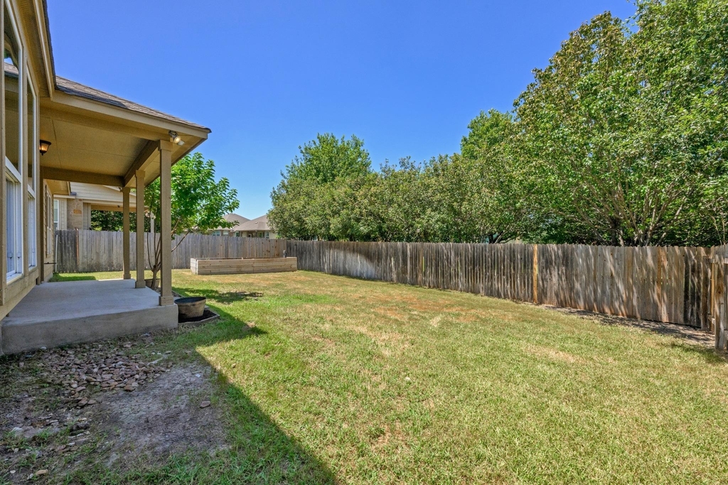 608 Royal Burgess Dr - Photo 33