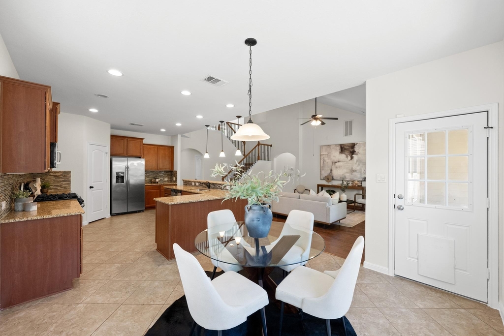 608 Royal Burgess Dr - Photo 15