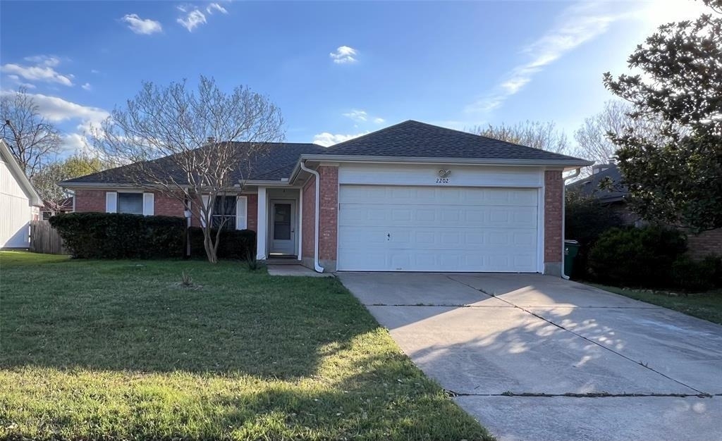 2202 Corbin Way - Photo 0