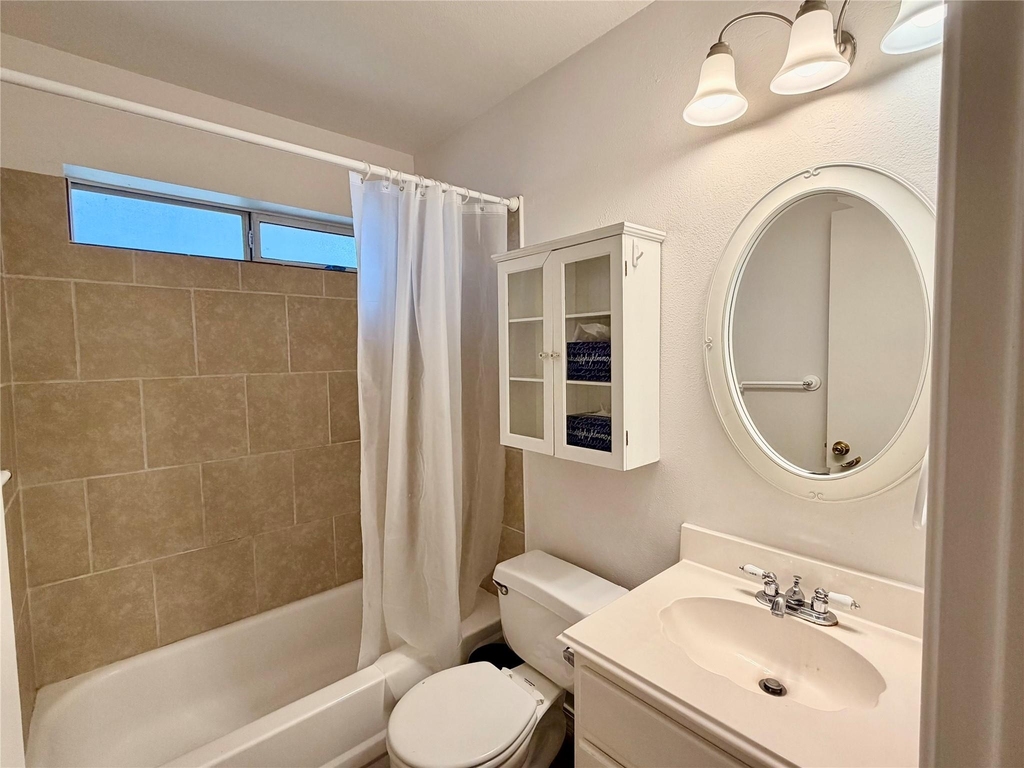 2202 Corbin Way - Photo 11
