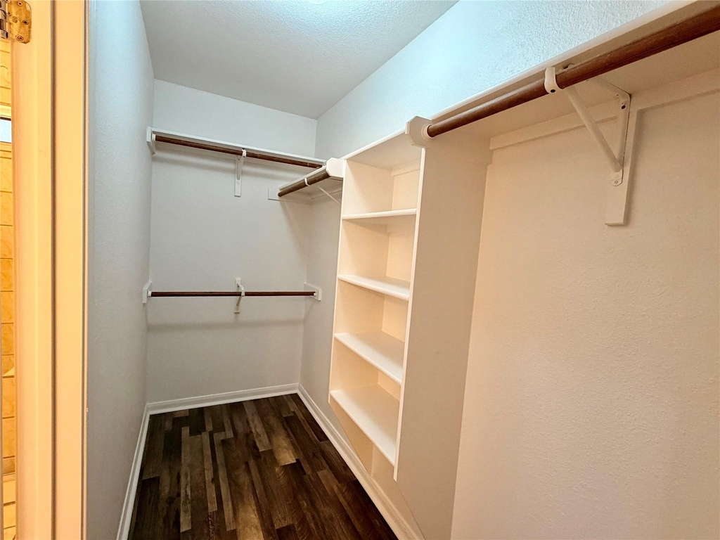 2202 Corbin Way - Photo 7
