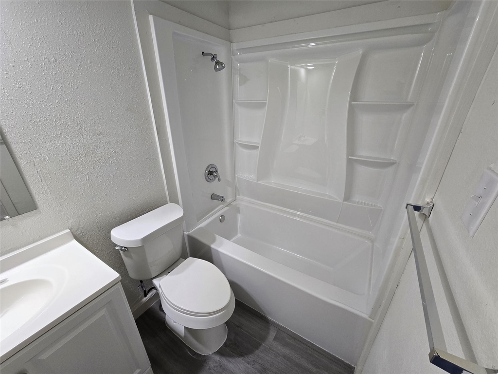 202 Northcrest Cir - Photo 10