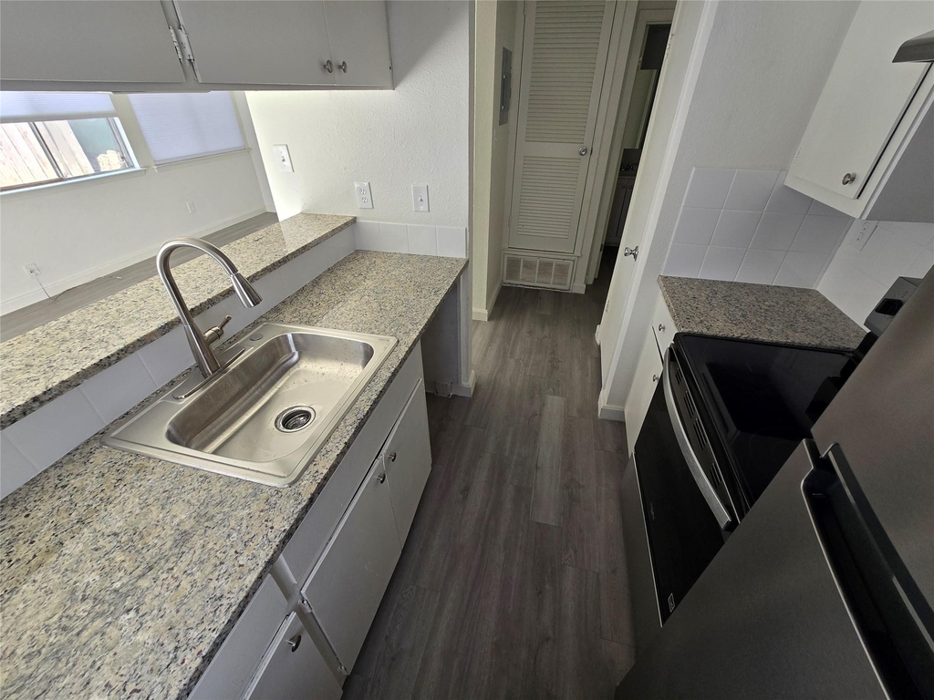 202 Northcrest Cir - Photo 6