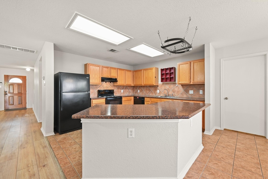 11140 Currin Ln - Photo 12