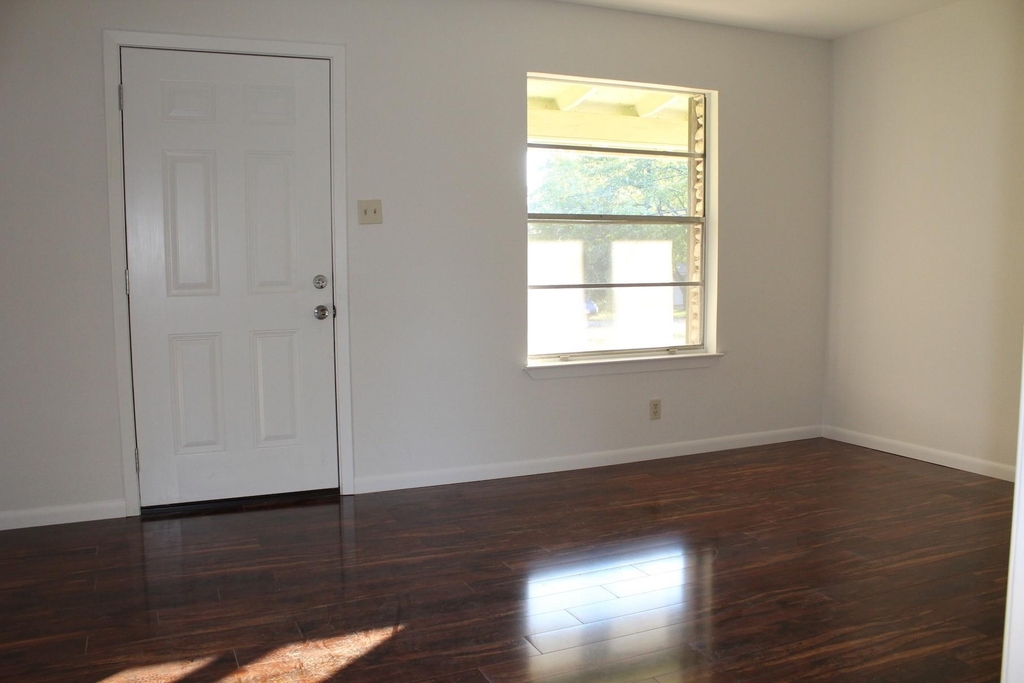 4708 York Hill Dr - Photo 4