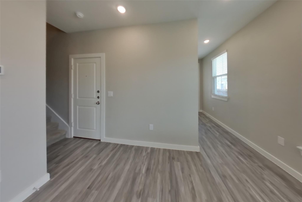 1744 Mexican Heather Dr - Photo 3