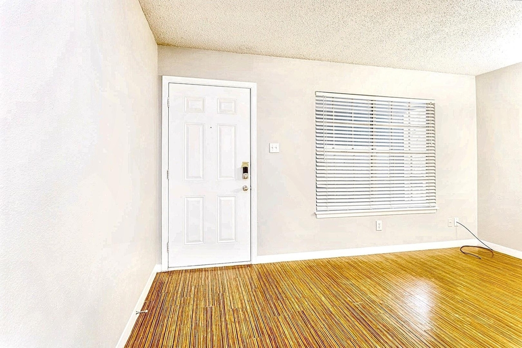 4007 Avenue C - Photo 11