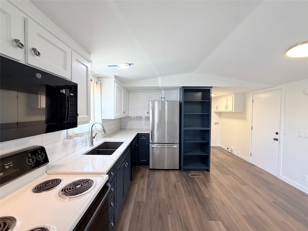 104 Castillo St - Photo 10