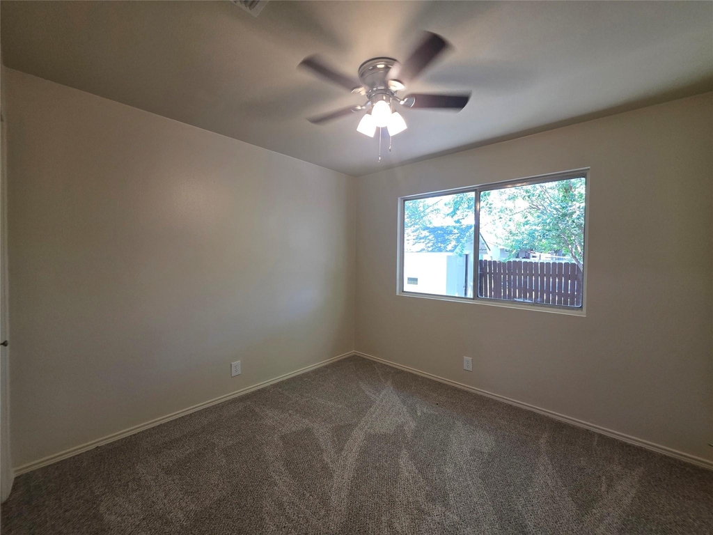 11602 Maybach Dr - Photo 23