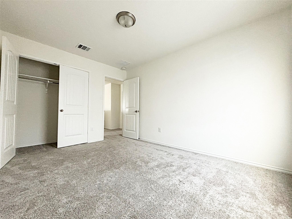 1720 Foxglove Cir - Photo 24