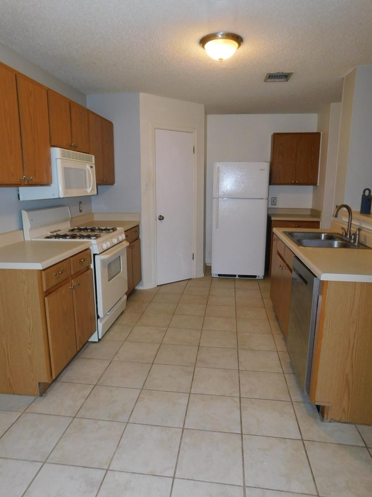 1509 Black Locust Dr - Photo 7