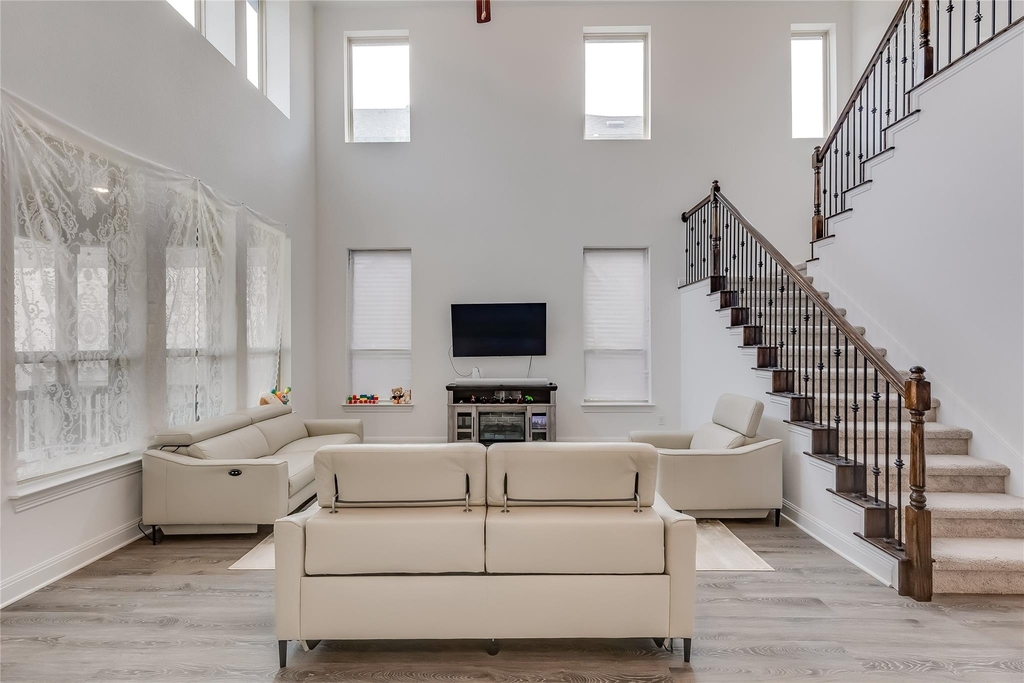 2808 Stone Branch Dr - Photo 8
