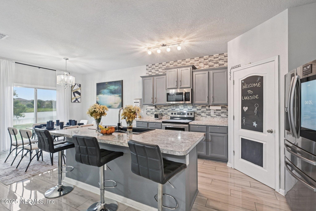 6787 Sandle Drive - Photo 11