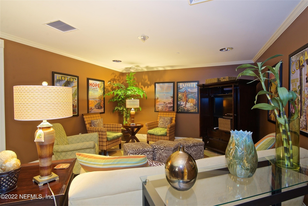 400 E Bay Street - Photo 18