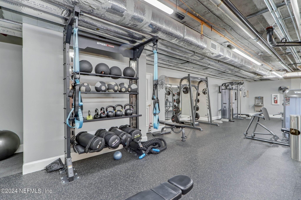 400 E Bay Street - Photo 27