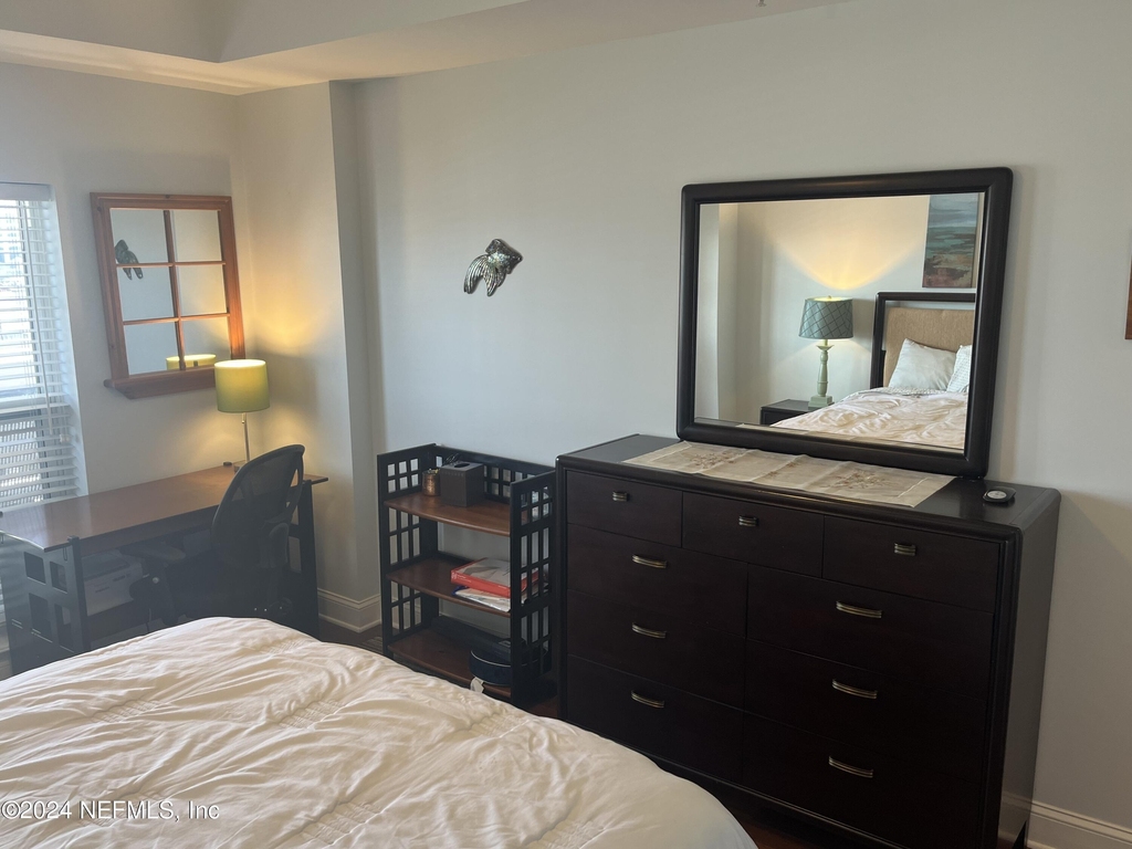 400 E Bay Street - Photo 68