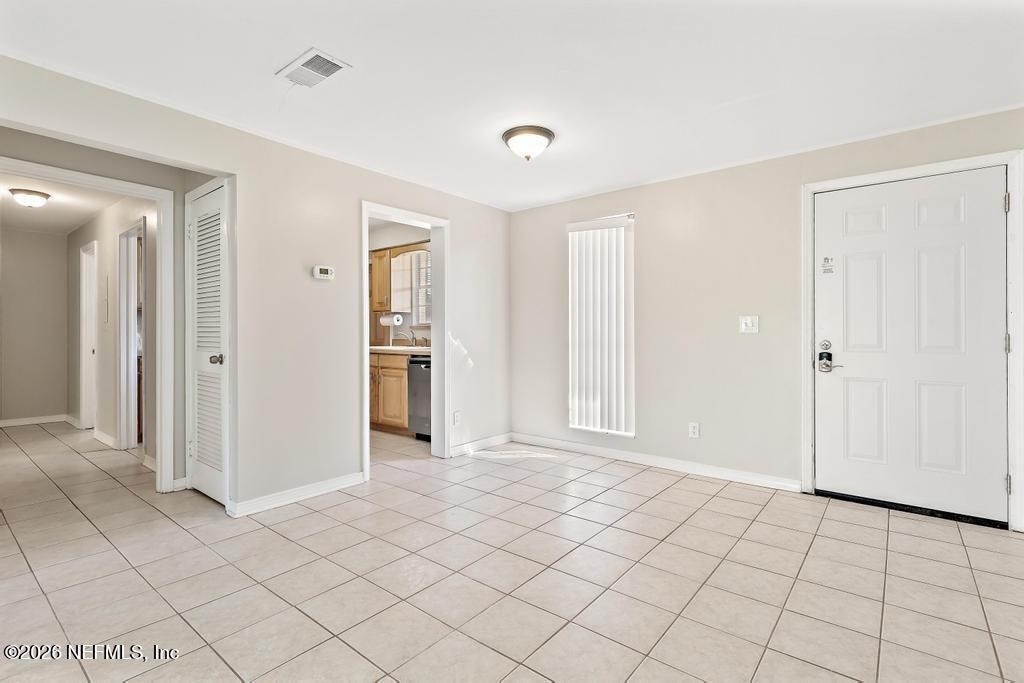 1618 El Camino Road - Photo 2