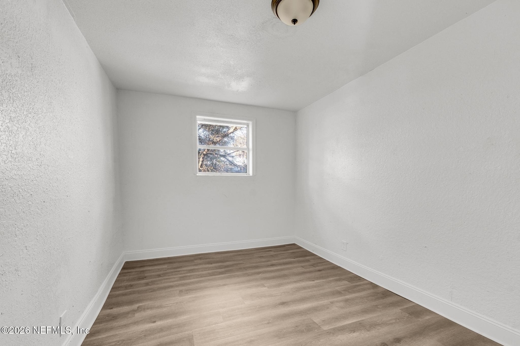 2816 Mars Avenue - Photo 19