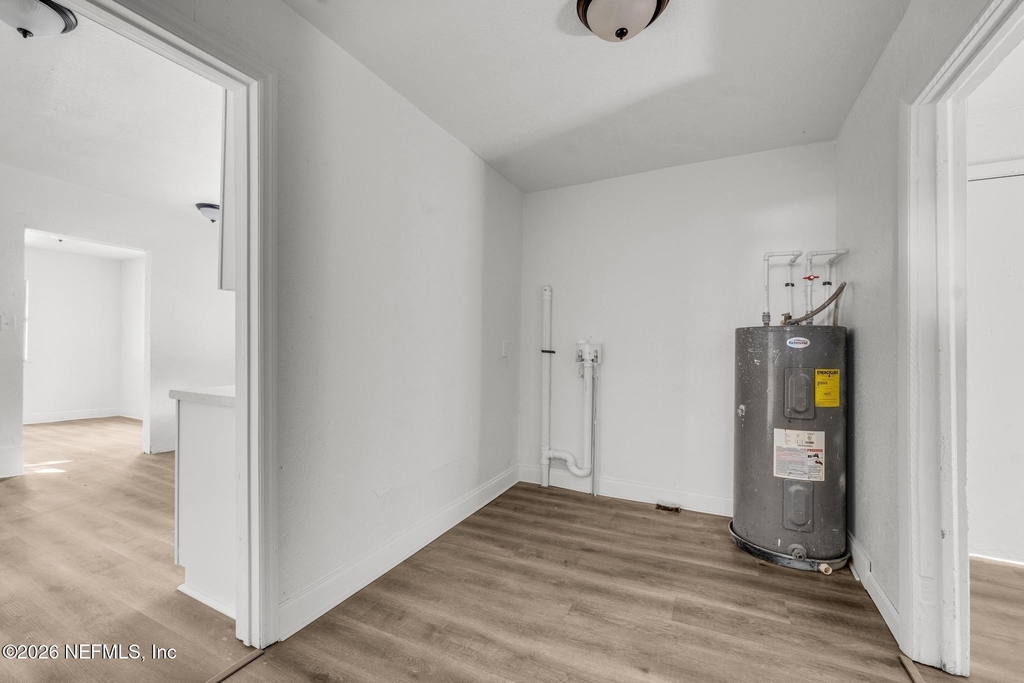 2816 Mars Avenue - Photo 11