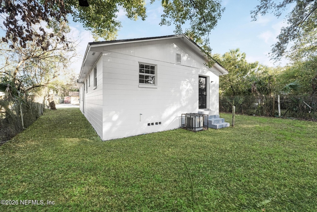 2816 Mars Avenue - Photo 23