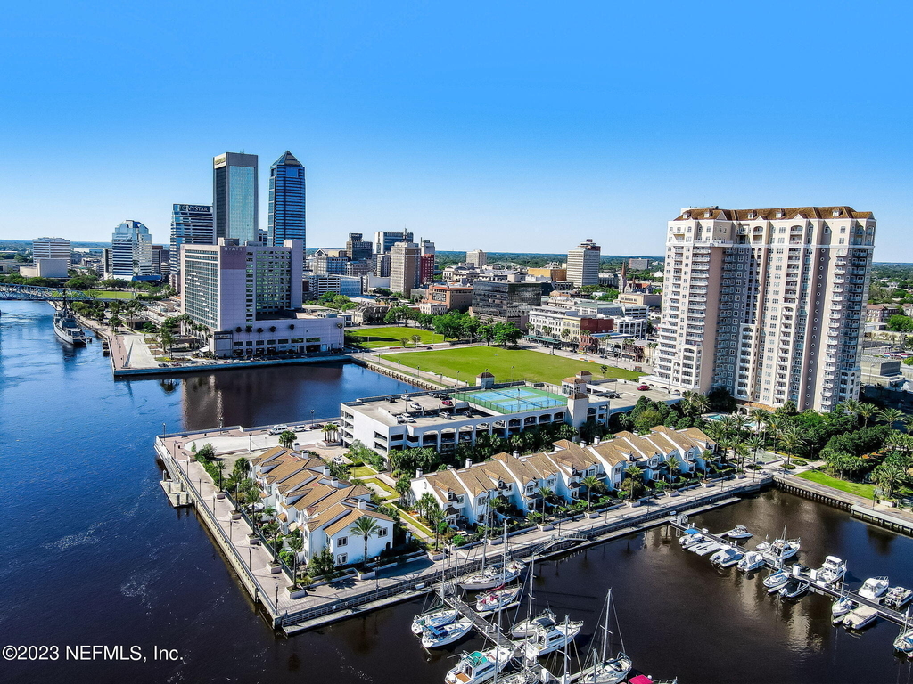 400 E Bay Street - Photo 33