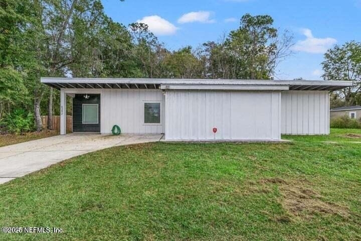 7954 Leona Street - Photo 0