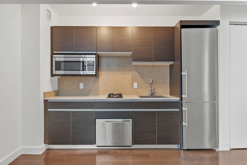 116 John Street - Photo 2