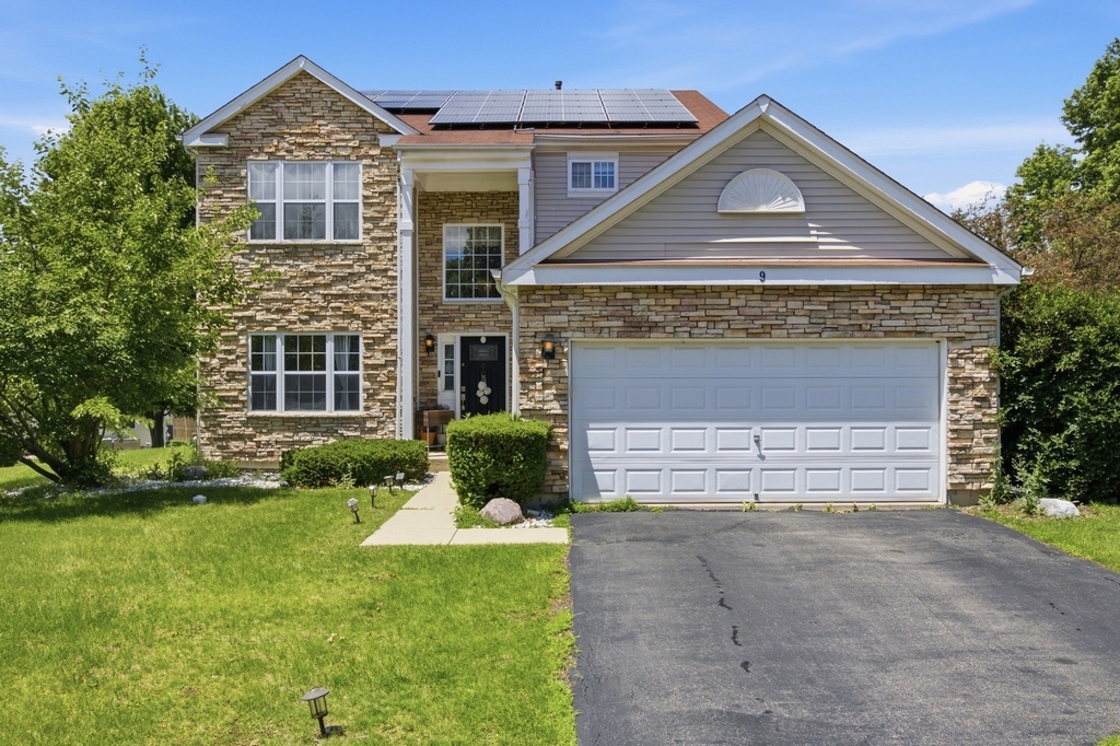 9 Tenneyson Court - Photo 1