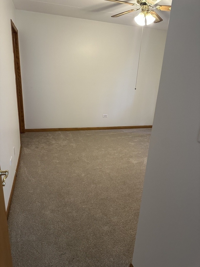 9529 Minnick Avenue - Photo 10