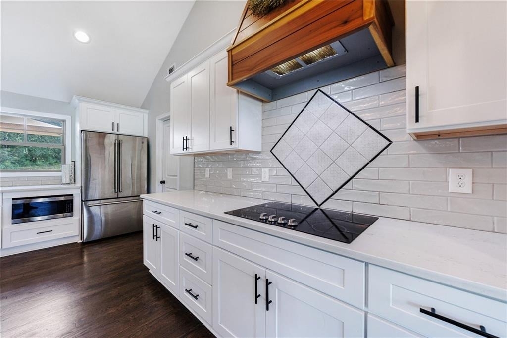 9585a Hutcheson Ferry Road - Photo 11