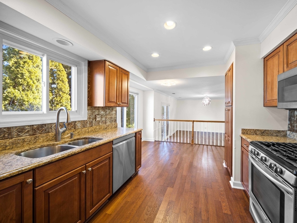 97 E Harbor Drive - Photo 5