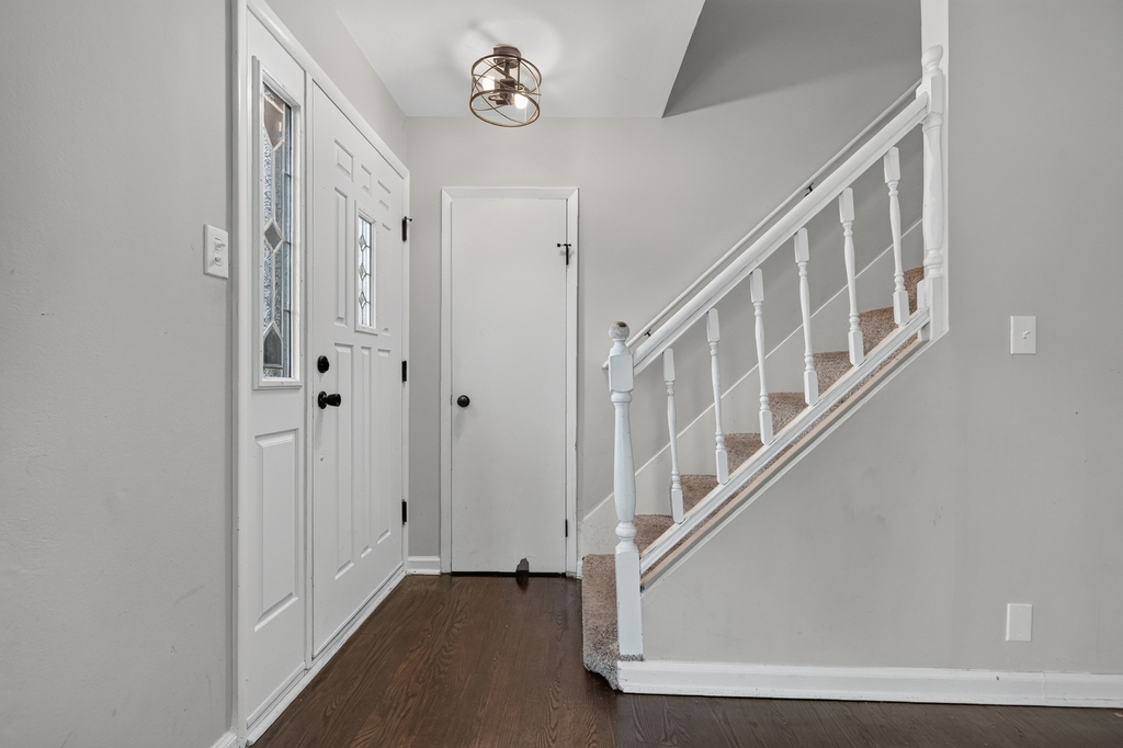 7945 W 91st Street - Photo 12