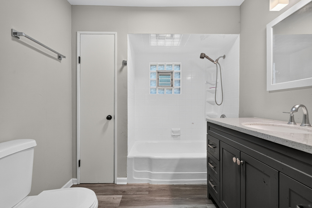 7945 W 91st Street - Photo 11