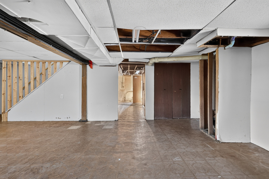7945 W 91st Street - Photo 24