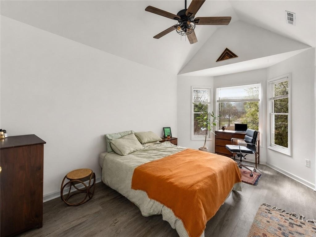 1014 Fern Avenue Se - Photo 13