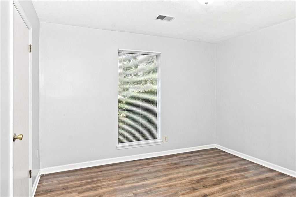 1515 Captain Thomas Court - Photo 8