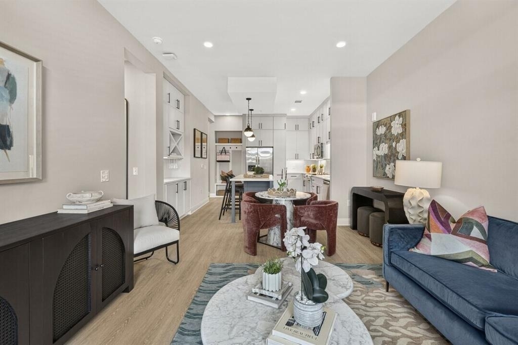 715 E College Avenue - Photo 2