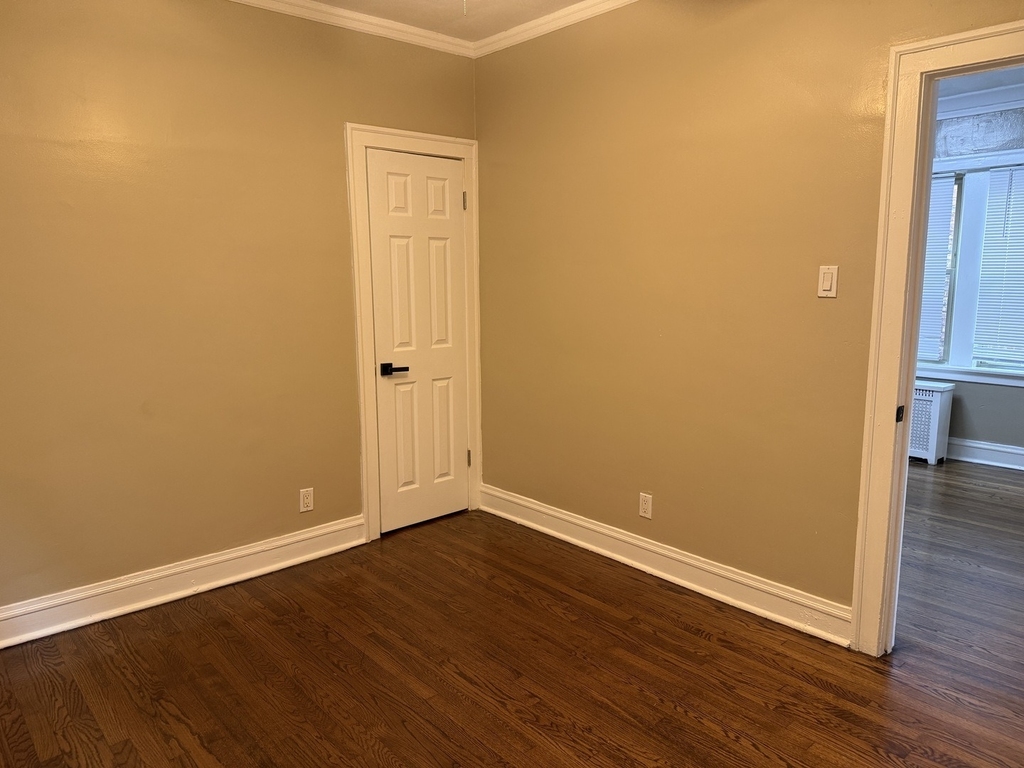 10240 S Eberhart Avenue - Photo 24
