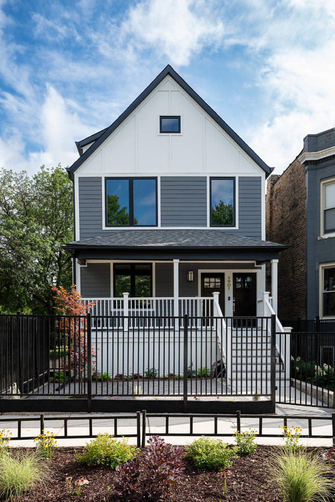 1901 W Berwyn Avenue - Photo 12