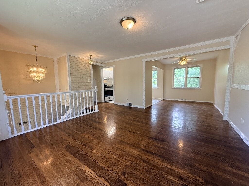 8517 W 87th Place - Photo 2