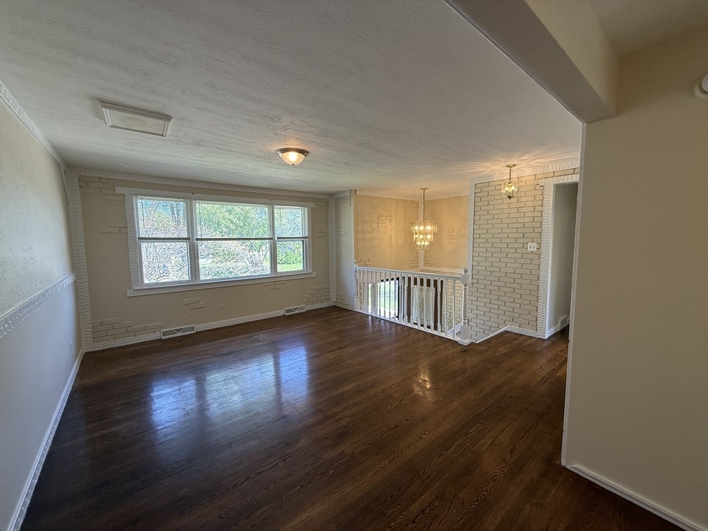 8517 W 87th Place - Photo 26