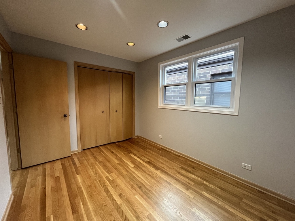 449 W 37th Street - Photo 18