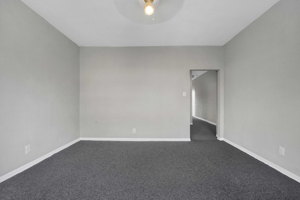 6225 S Dorchester Avenue - Photo 5