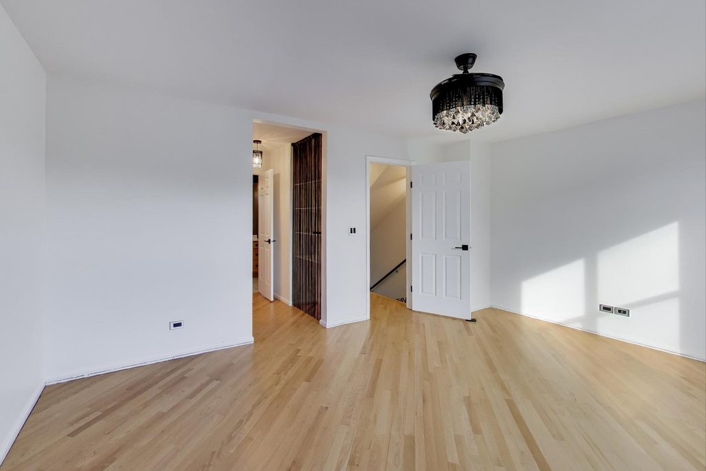 6951 N Western Avenue - Photo 17