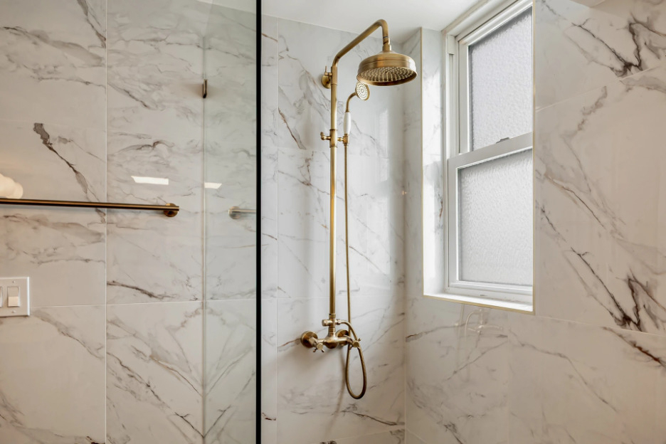 238 W 31st Street - Photo 10