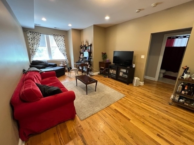 4855 N Springfield Avenue - Photo 1