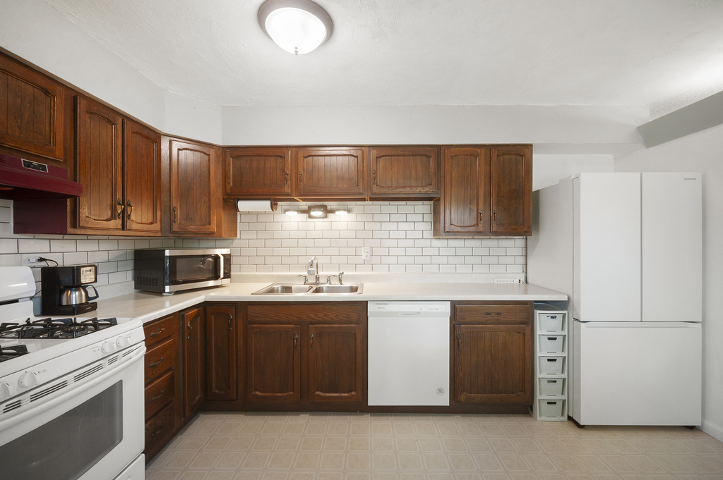 114 Mccabe Drive - Photo 10