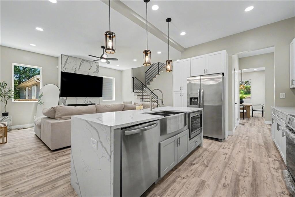 726 Windsor Street Sw - Photo 13